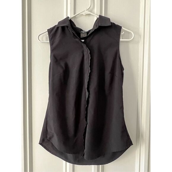 Ann Taylor black collared tank with scalloped front SP - Picture 1 of 5